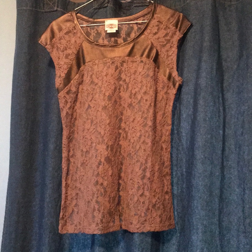 Rod’s Western Wear Brown Lace Top